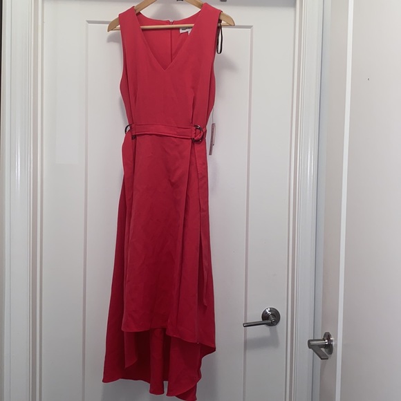 NWT! Emma & Michele V-Neck Sleeveless Tie Waist Hi-Low Dress - Fuchsia - Picture 2 of 8